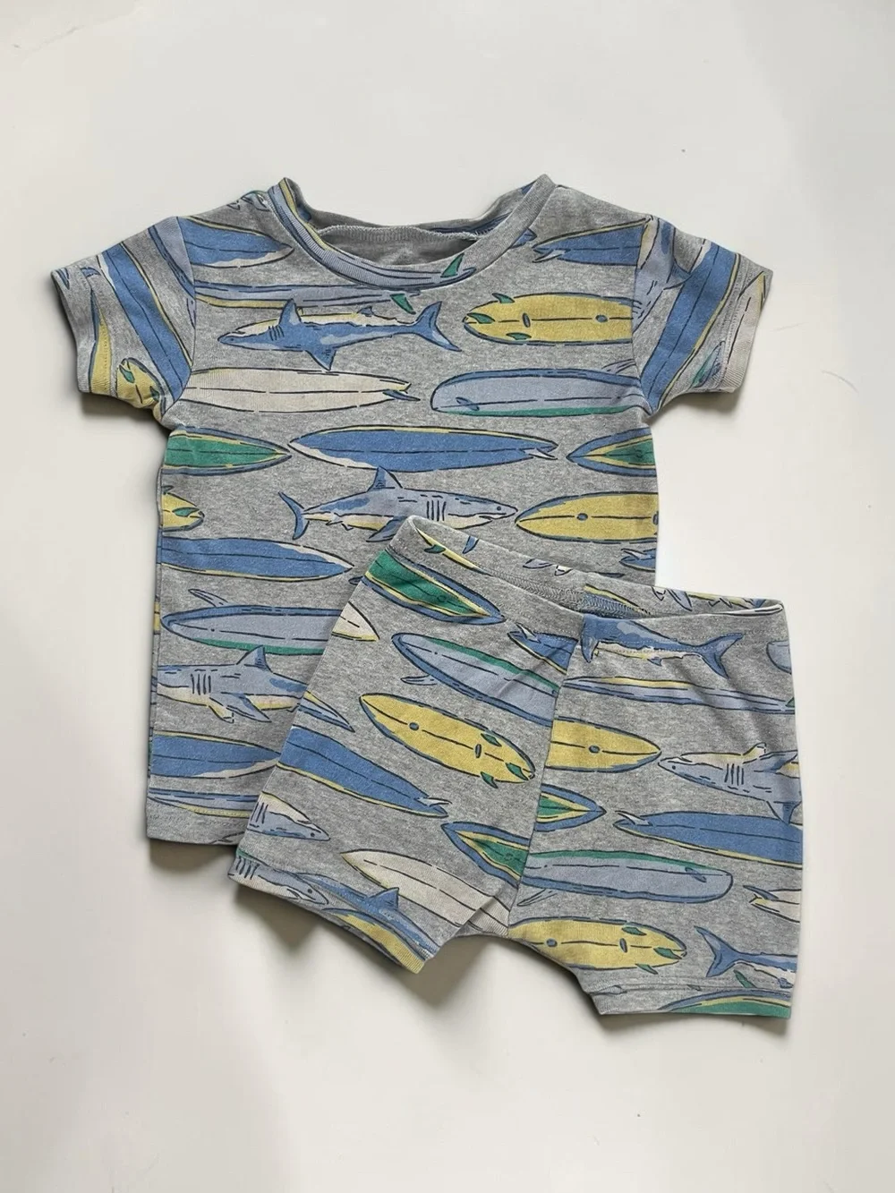GAP VGUC Organic Cotton Shark Surf Board Print Short Pajamas